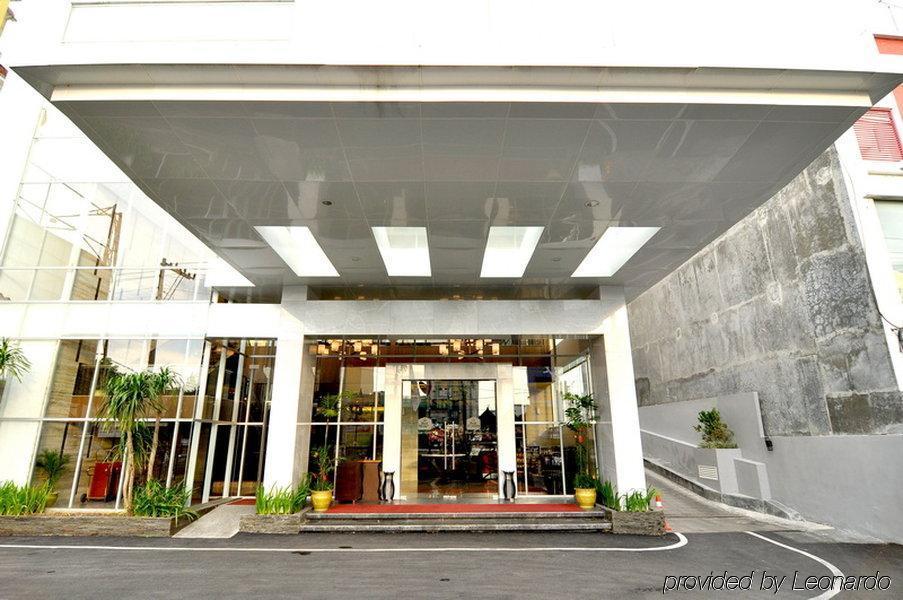โรงแรมสตาร์ เซมารัง เซอมารัง ภายนอก รูปภาพ